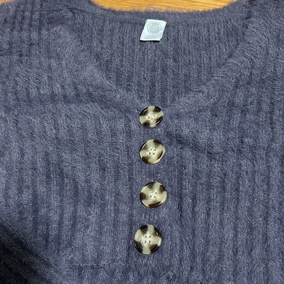 Grey Blue Urban Outfitters Crop Cardigan.  Size Medium. - Picture 3 of 5